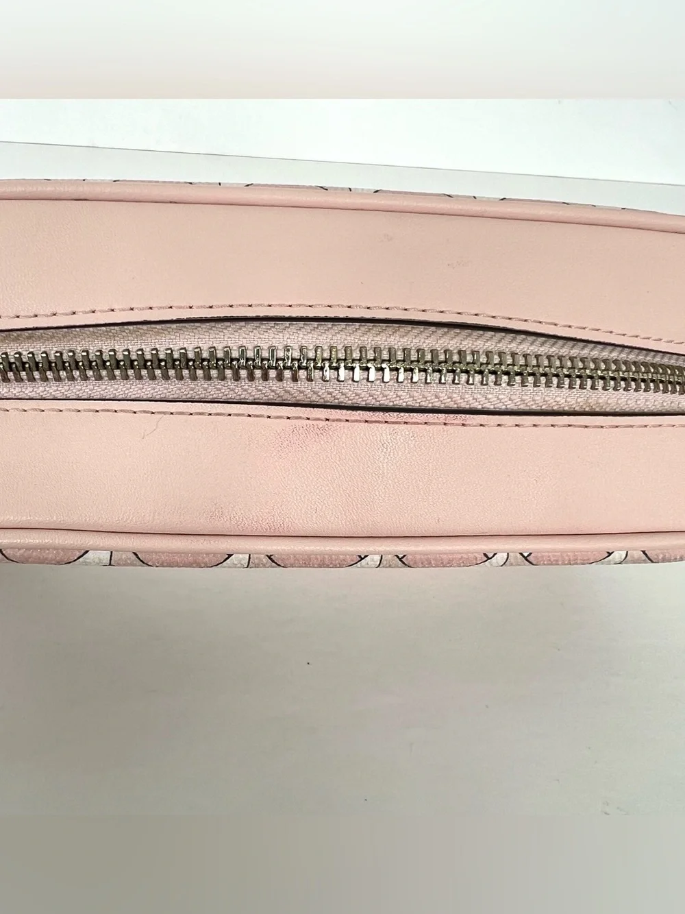 TORY BURCH Dusted Blush Geo Logo Allover Wristlet Essentials Pouch Makeup Bag